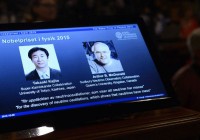 Premio Nobel de Física ganado por japonés y canadiense