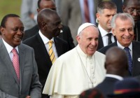 Papa Francisco de gira en África: Llegó a Kenia